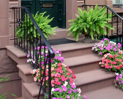 Stoop Installations in Warren